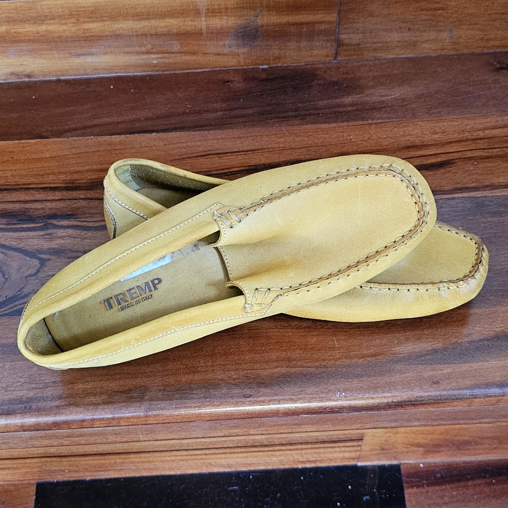 Tremp loafers. Yellow color. Size 7,5.